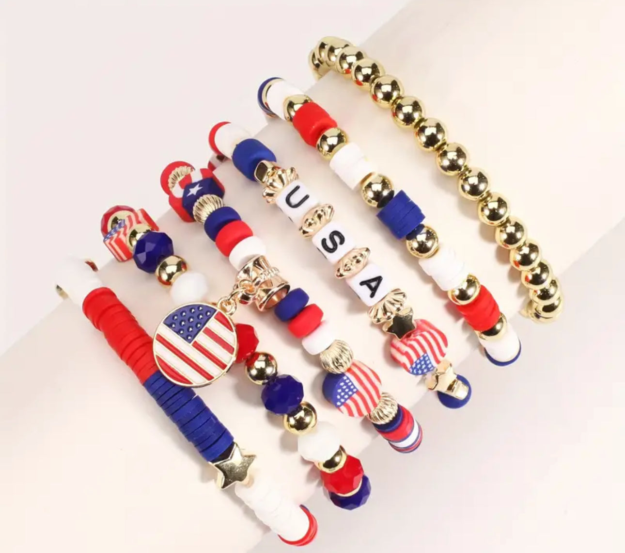 Patriotic USA Flag Bead Stretch Bracelet - Red, White, and Blue Multilayer Elastic Wristband for Independence Day, Elegant Vacation Accessory